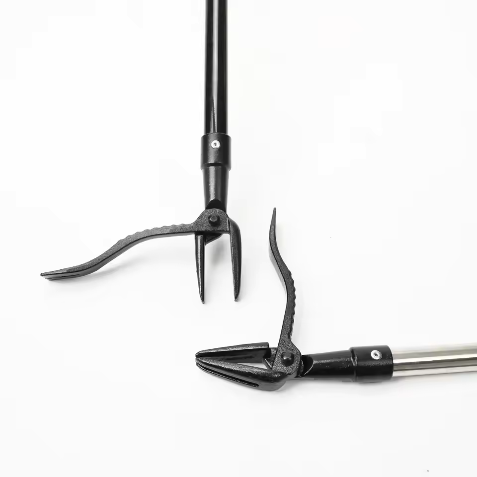 RootRider™ – Weed Puller Tool